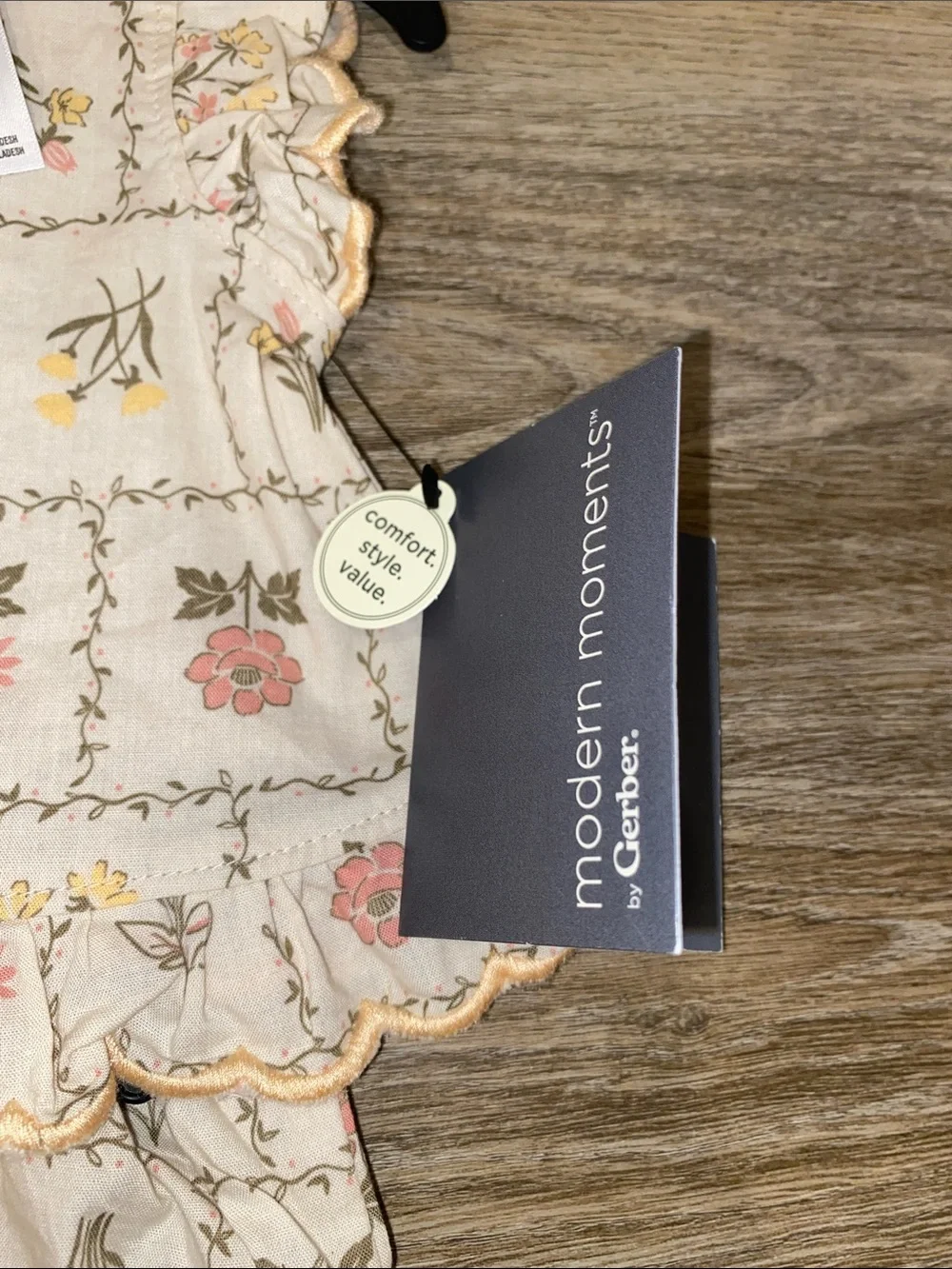 Gerber Cream Floral Ruffle Diaper Cover Set